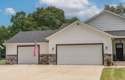 57716 Amber Valley Drive, Elkhart, IN 46517-8671