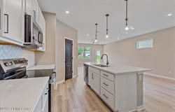 204 Harvest Moon Ct, Shepherdsville, KY 40165