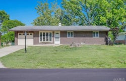 5105 Staten Drive, Godfrey, IL 62035