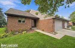45491 Meadows Square, Macomb, MI 48044