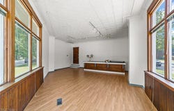2280 W 10th Street, Cleveland, OH 44113