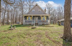 4914 State Route 127, Nashville, IL 62263