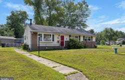 601 LESTERSHIRE DRIVE, SEWELL, NJ 08080