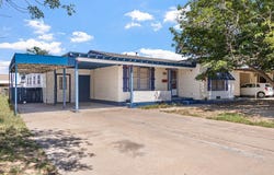 704 S Ave C, Kermit, TX 79745