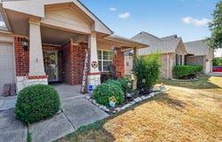 521 Leatherman Drive, Saginaw, TX 76179