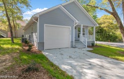 2753 Sea Vista Drive SW, Supply, NC 28462