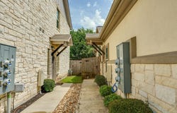 1513 Bedlington LN, Austin, TX 78748