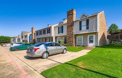 15 Abbey Road, Euless, TX 76039