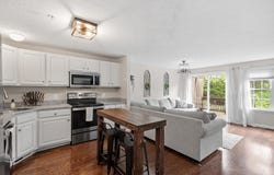 143 Bridle Cross Rd, Fitchburg, MA 01420