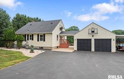 14 Beachview Lane, Springfield, IL 62712