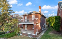 2206 32ND PLACE SE, WASHINGTON, DC 20020