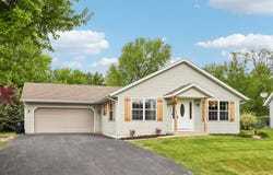 W5640 Babcock Rd, Elkhorn, WI 53121