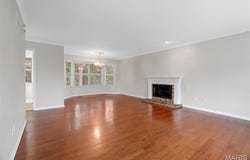 361 Hunters Spur, Wildwood, MO 63040