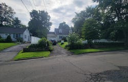 99 Woodbury Avenue, Stamford, CT 06907
