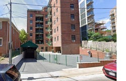 83-71 116th St, Kew Gardens, NY 11418