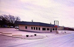 301 S S Main, Seymour, TX 76380