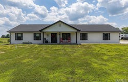 2566 Watson Rd., Farmington, MO 63601