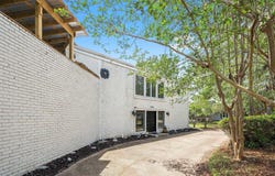 8346 Barnett Dr, Baton Rouge, LA 70809