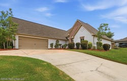 500 Treasure Cove, Flowood, MS 39232