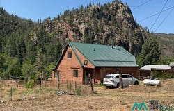 28 Skating Pond Road, Montezuma, NM 87731