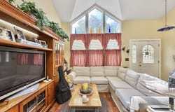 9 Sami Drive, Howell, NJ 07731