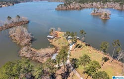 168 LAYKE POINTE, CLANTON, AL 35046