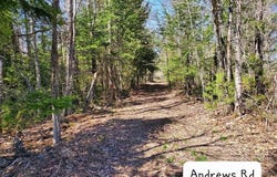 135 Andrews Road, Corinth, ME 04427
