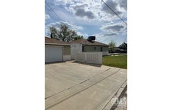 2320 Olympic Drive, Bakersfield, CA 93308
