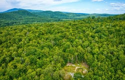 13 Brown Road, Sutton, NH 03221