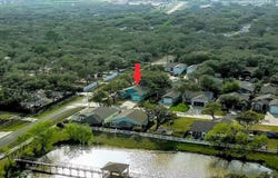 101 Treasure St., ROCKPORT, TX 78382