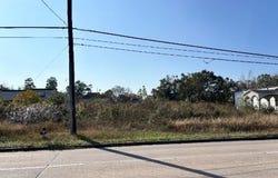 17303 Stuebner Airline Road, Spring, TX 77379