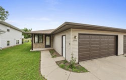 2533 Sun Ter, Green Bay, WI 54311