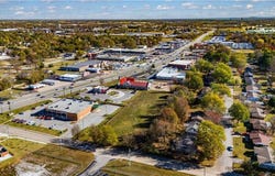 1501  S Elm  ST, Siloam Springs, AR 72761