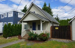 608 S 6TH AVE, Kelso, WA 98626