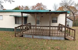 12 N Happy Street, Eufaula, OK 74432