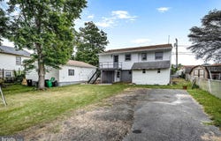 1914 KENT VILLAGE DRIVE, LANDOVER, MD 20785
