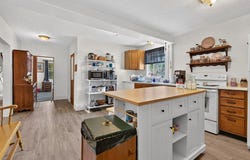 26 Humphrey Pl, Athol, MA 01331