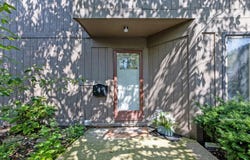 1623 Coppertree Road, Columbus, OH 43232