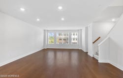 45 Kelly Way, Tinton Falls, NJ 07724