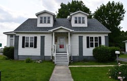 531 S Vine St, Arthur, IL 61911