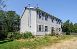 38 Wrong Way, Brooksville, ME 04617