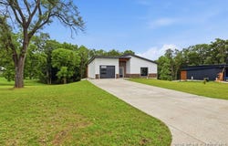405 E Lafayette Street, Versailles, MO 65084