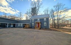 1707 East Main Street, Conway, NH 03813
