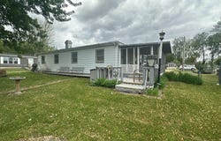 23 EMS B6A Lane, Leesburg, IN 46538