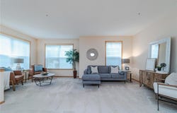 625 Wesley Commons Drive, Golden Valley, MN 55427