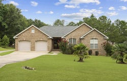 156 Latigo Loop, Sumrall, MS 39482