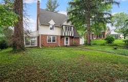 1931 Elm Street, St Charles, MO 63301