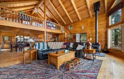 22 CR 2082, Alpine, AZ 85920