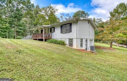 858 Old Forge Estates, Hiawassee, GA 30546