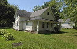 230 S High Street, Jamestown, IN 46147